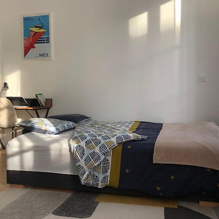Charmant Palais Riviera Climatise Vieux ニース エクステリア 写真