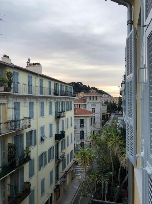 Charmant Palais Riviera Climatise Vieux ニース エクステリア 写真